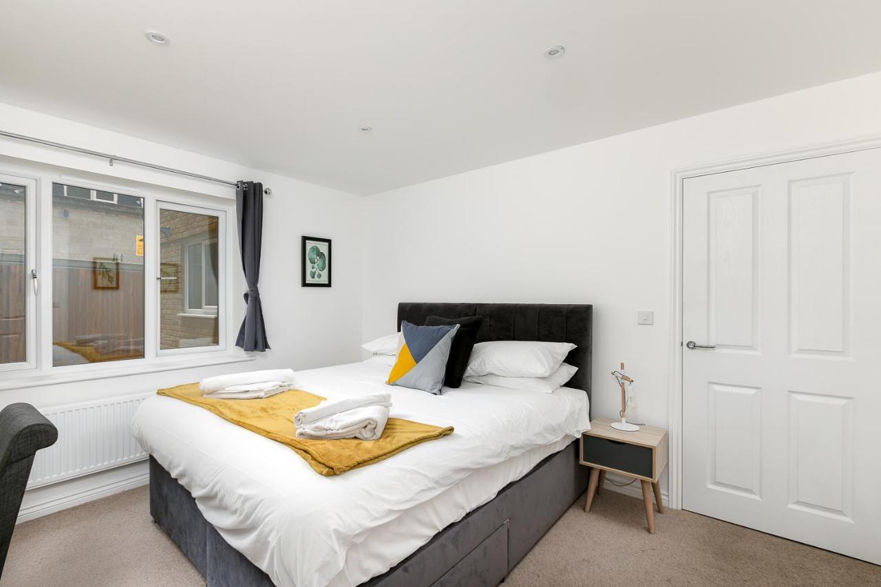 Hertford Serviced Apartments Ware Exteriér fotografie