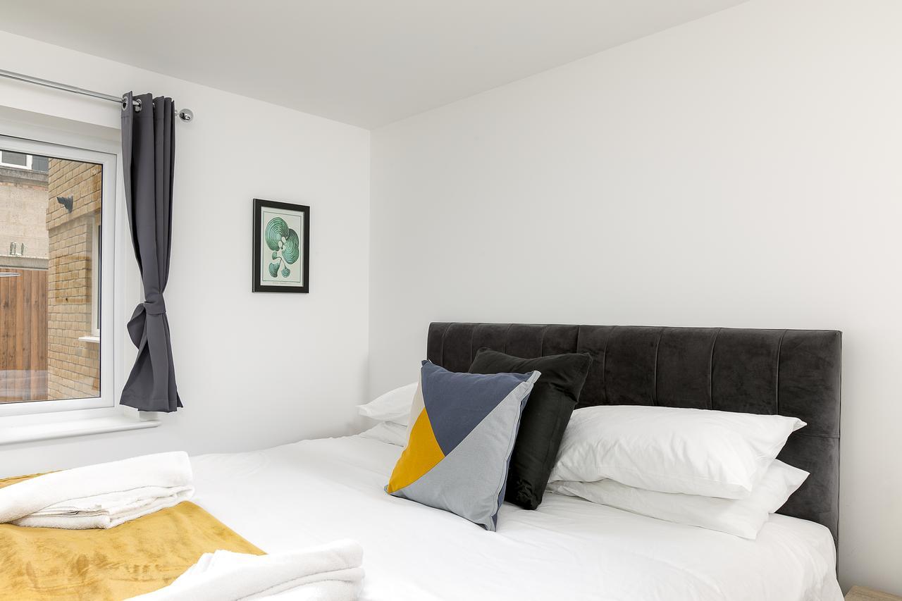 Hertford Serviced Apartments Ware Exteriér fotografie